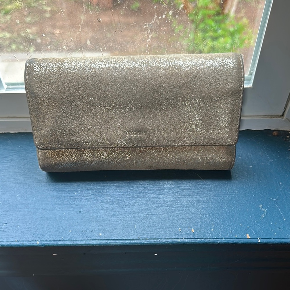 Elegant Metallic Clutch